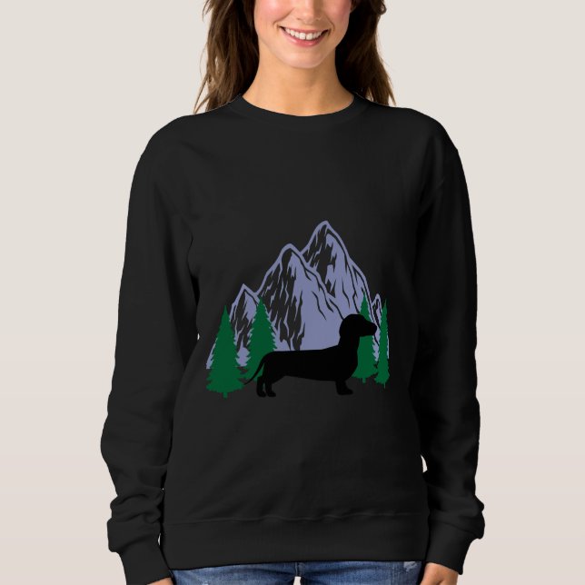 Dachshund Hund Silhouette Mountain Träd jul T Shirt (Framsida)