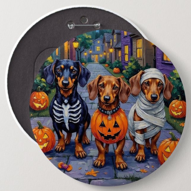 Dachshund hundar trick-or-treating på Halloween Knapp (Framsida & baksida)