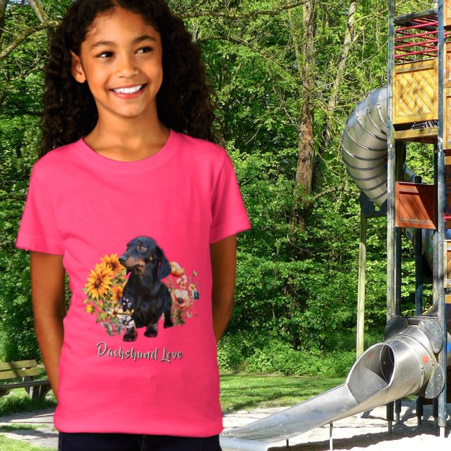 Dachshund Kärlek Hund i Vildblommor Design T Shirt (Skapare uppladdad)