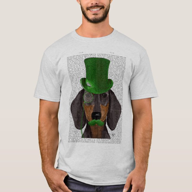 Dachshund med Grönt Top hat Black Tan 2 T Shirt (Framsida)