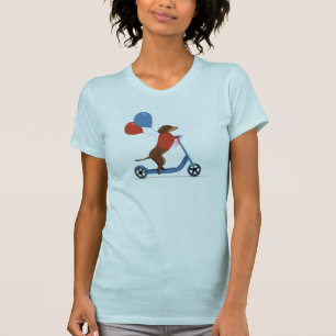 Dachshund på scooter med ballonger  t shirt