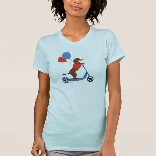 Dachshund på scooter med ballonger  t shirt (Framsida)