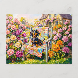 Dachshund som sitter på en blomsterträdgårdsbank s vykort