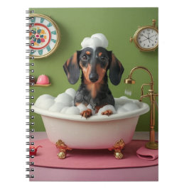 Dachshund som tar Bubble Bath i Tiny Tub Whimsical Anteckningsbok