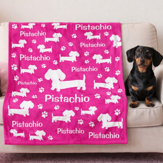 Dachshund Wiener Hund Personlig Fil Blank Rosa Fleecefilt (Personalized dachshund blanket in variety of colors - pink, red, teal, blue, orange, gray and more)