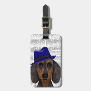 Dachshund with Blue Trilby Bagagebricka