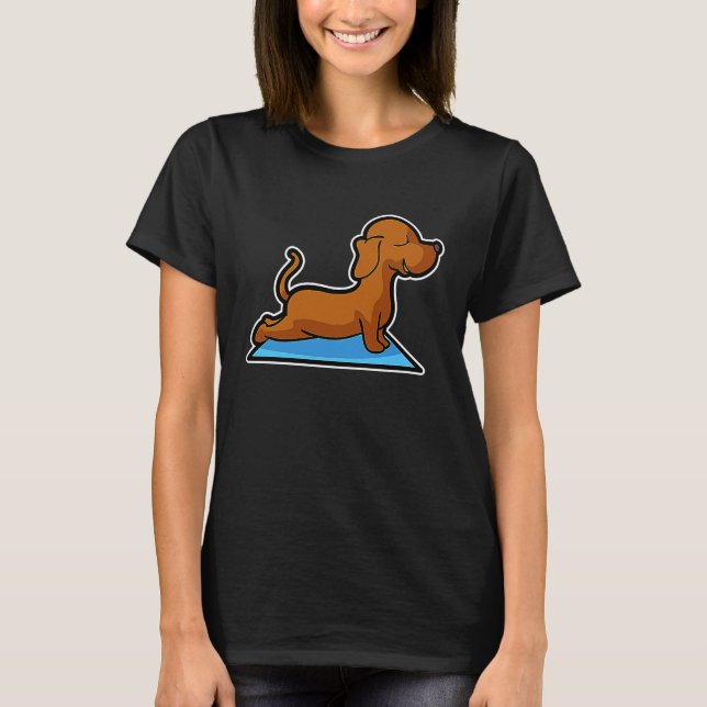 Dachshund Yoga Poses Sport Gymnastics Ohmmm Heartb T Shirt (Framsida)