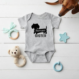 Dachshunds lillas syster med namn personaliserad t shirt