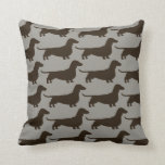 Dachshunds Wiener Hundar Mönster Roligt Doxie Älsk Kudde<br><div class="desc">Uppdatera ditt utrymme med roligten Wiener hundar mönster dekorativt dekorativ kudde. Den här kudden finns i olika val i färg och ger dig en söt dekorativ accent till soffan eller sängen. Gör en tankefull gåva till någon som kärlek korthögg Dachshunds. Besök Jenns Doodle World om du vill ha ännu fler...</div>