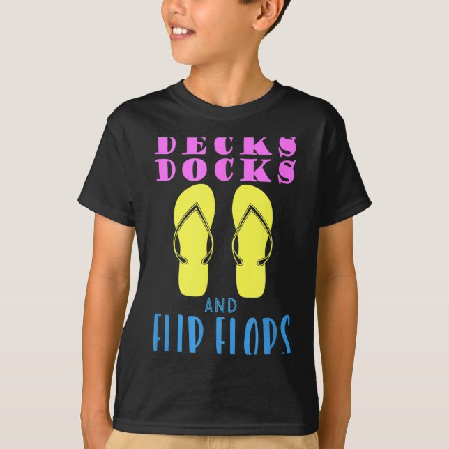 Däck, bryggor och flip-flops sommar design t shirt (Framsida)