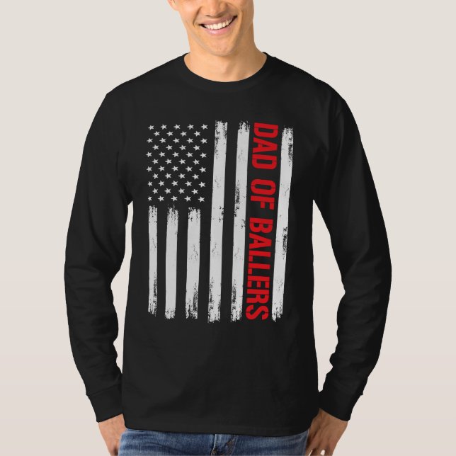 Dad Ballers American Flag Volleyball Softball Team T Shirt (Framsida)