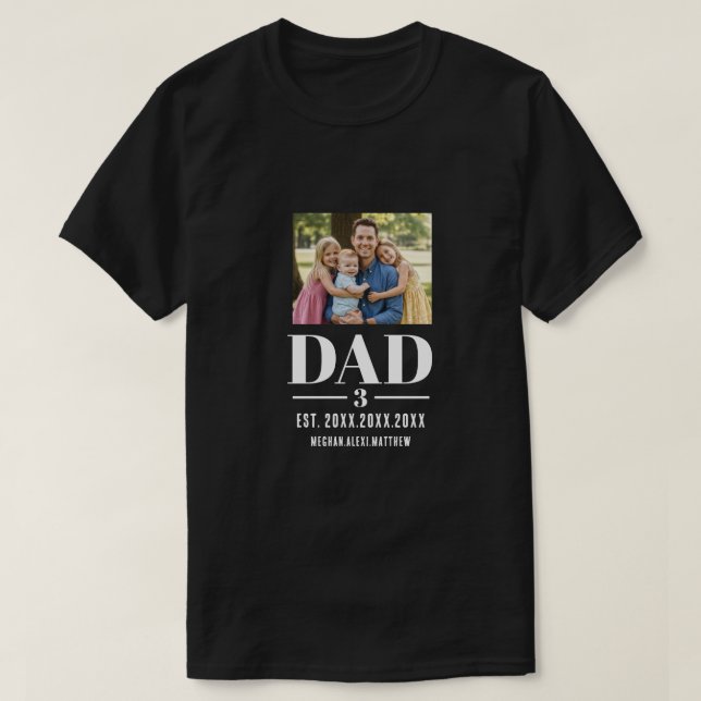 Dad Est. Year Names Number Photo Script Dark T Shirt (Design framsida)