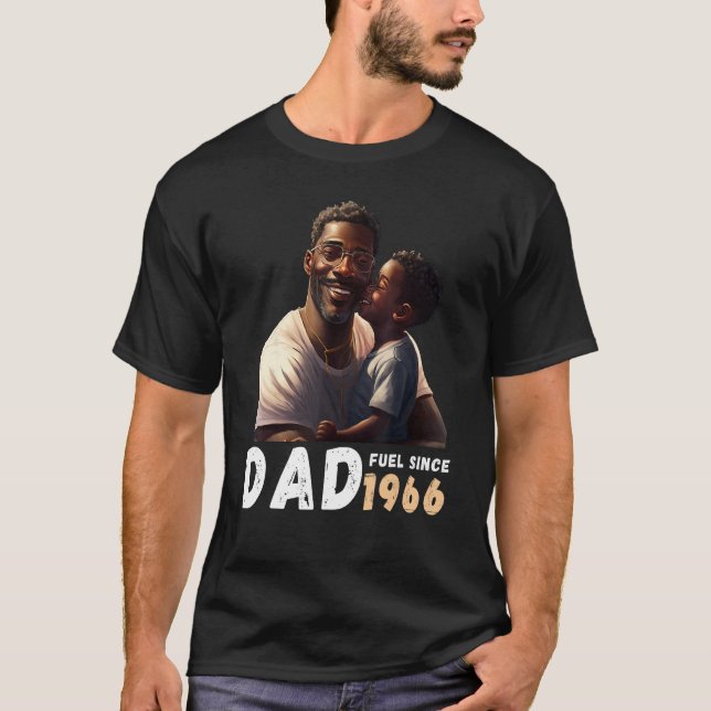 Dad Fuel Since 1966 Quote Black King Magic Fathers T Shirt (Framsida)