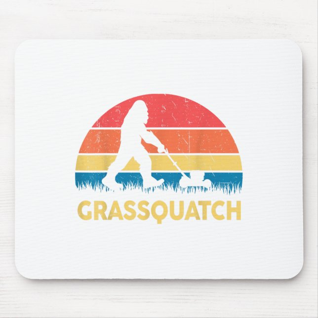 Dad Lawn Mowing Grquatch Bigfoot Mower Gift Funny  Musmatta (Framsidan)