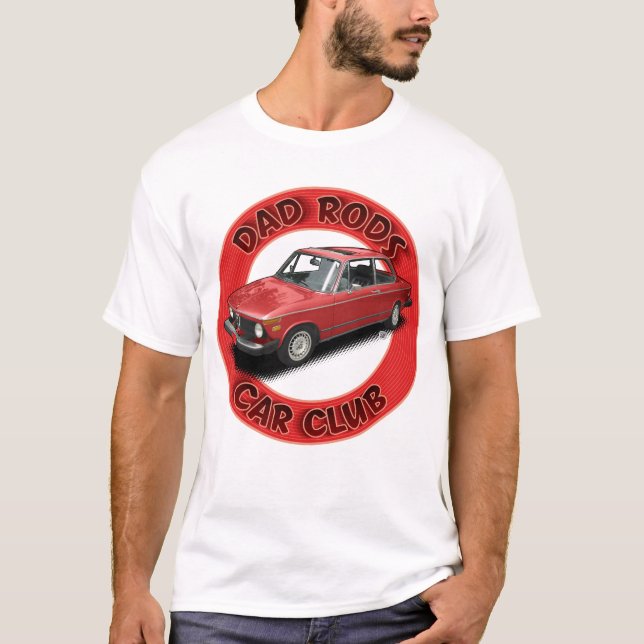 Dad Rods Car Club Red 2001 Car T-Shirt (Framsida)