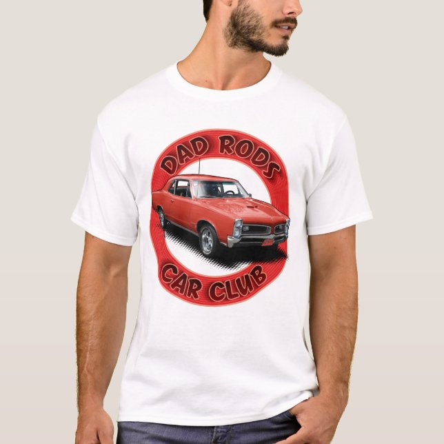 Dad Rods Car Club Red Goat Car T-Shirt (Framsida)