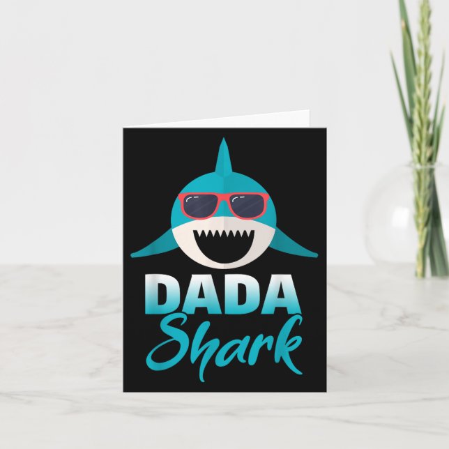 Dada Shark Wearing Coola Sungles Pappa Kort (Framsida)