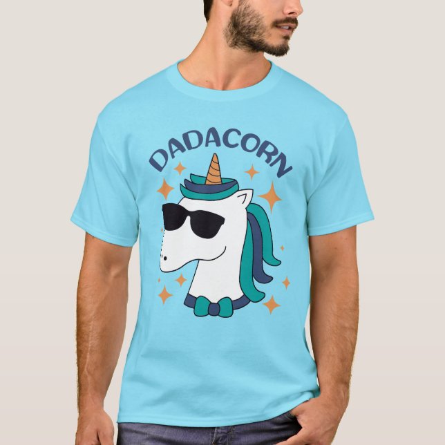 Dadacorn med solglasögon t shirt (Framsida)