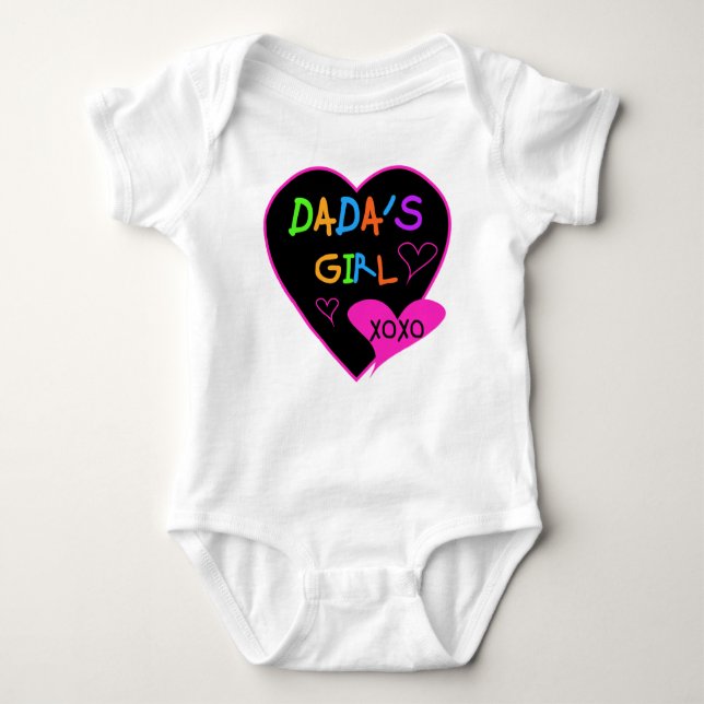 Dadas Girl T-Shirt, Mugg, Button, Magnet, More T-shirt (Framsida)