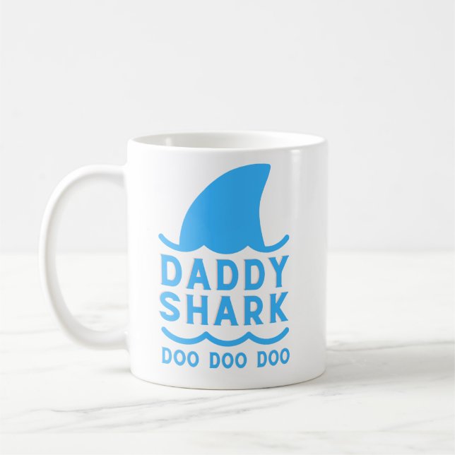 Daddy Shark, Funny Daddy Shark Doo Doo Doo, Coffee Kaffemugg (Vänster)