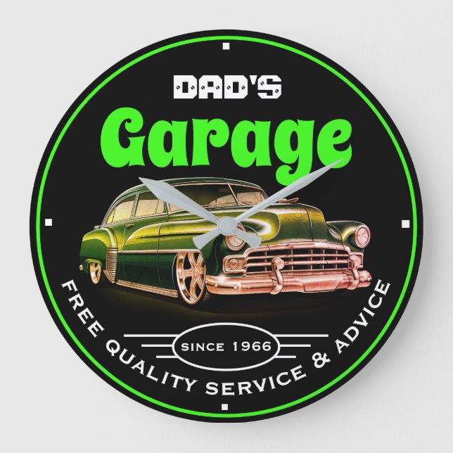 Dad's Garage Any Name Always Open Green Fonts Stor Klocka (Framsida)