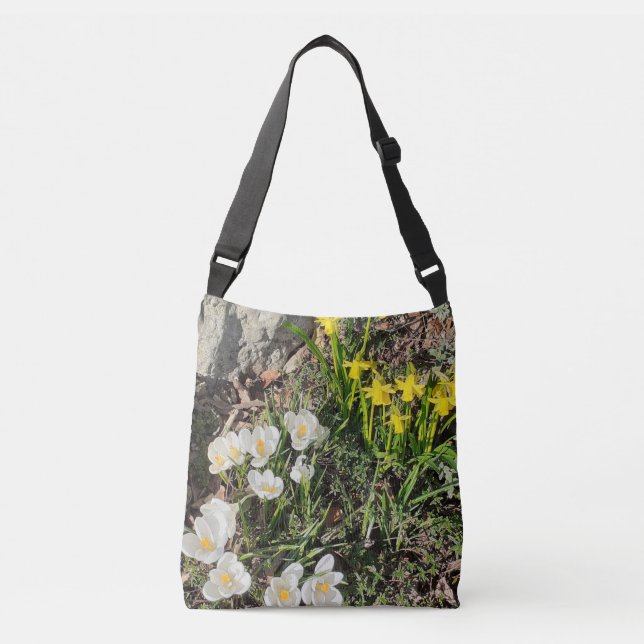 Daffodils & Crocus Crossbody Bag Axelväska (Framsida)