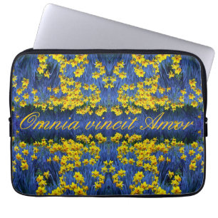 Daffodils & Omnia vincit Kärlek Laptop Fodral