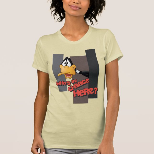 DAFFY ANKA™ "Vem är ansvarig här" T Shirt (Framsida)