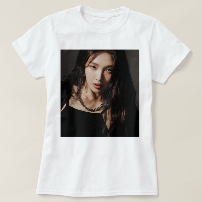 Dag ger Red Underground Velvet Gift Halloween T Shirt (Design framsida)
