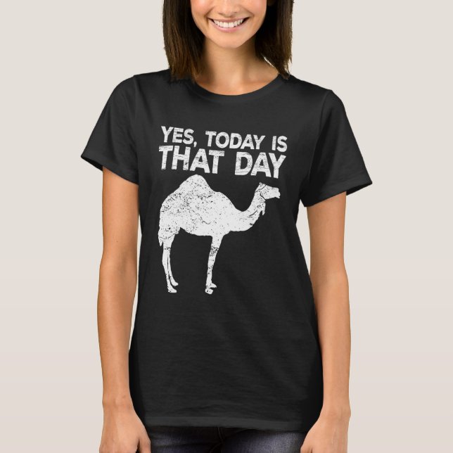 Dag Onsdag Camelid Office Meme Jokeidea T Shirt (Framsida)