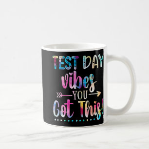 Dag Vibes dig Har Läraren Cute Tie Dye Testin Kaffemugg