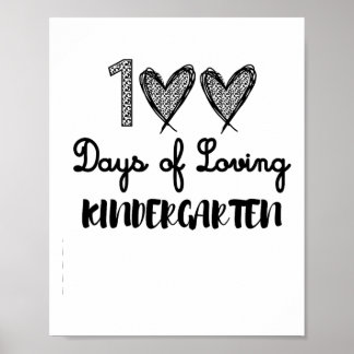 Dagars kärleksfulla förskolekul lärare t-shirts poster