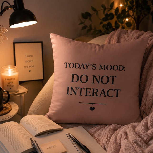Dagens humör: interagerar inte  Roligt introvertpr Kudde (Skapare uppladdad)