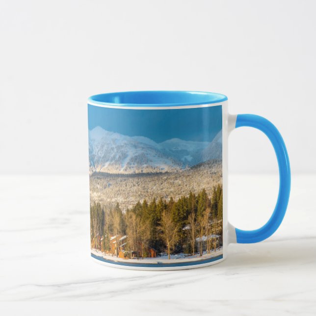 Dagens sista ljus lyser på skidspåren i Whitefish Mugg (Höger)