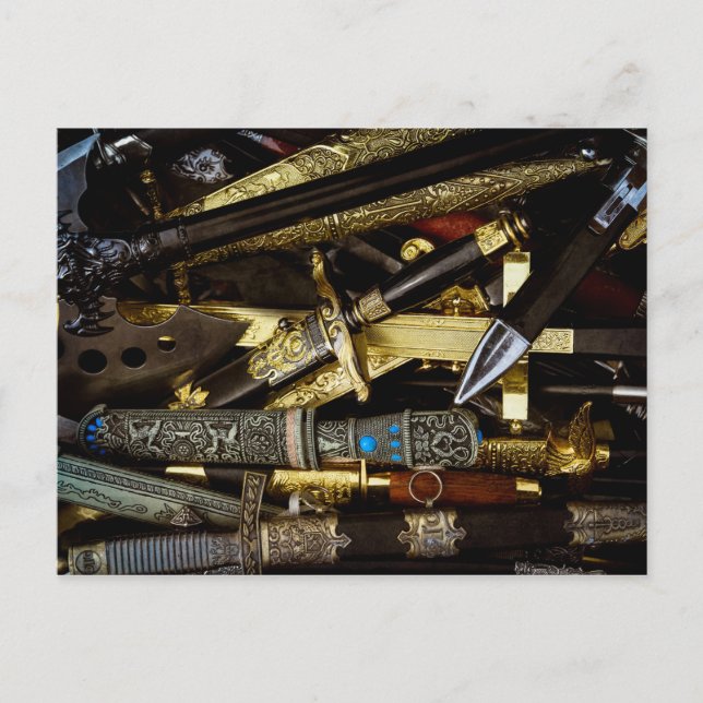 Daggers, Dirks och Sabers Vykort (Framsida)