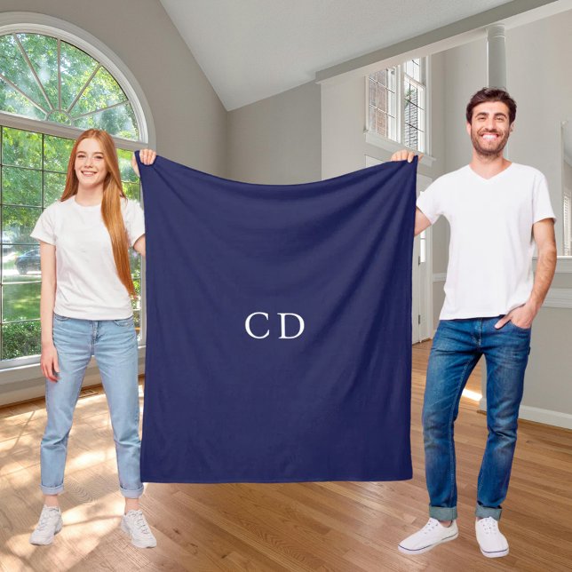 Daglig vit marinvit monogrammad initialer fleecefilt (Skapare uppladdad)