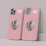 Dagmodernt foto och modern personlig i namn rosa<br><div class="desc">Lägg till ditt fotomonogram och namn personlig pastel rosa iphone case. Perfekt är en viktig gåva till en flicka på födelsedagen,  Sweet 16,  Quinceanera,  jul,  Alla hjärtans dag,  studenten eller något annat tillfälle.</div>