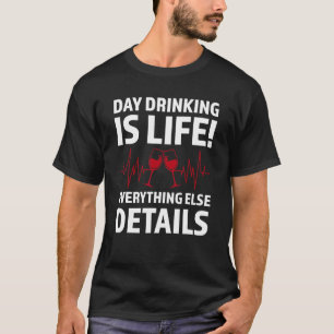 dags att dricka är livet  party strand Dags att dr T Shirt