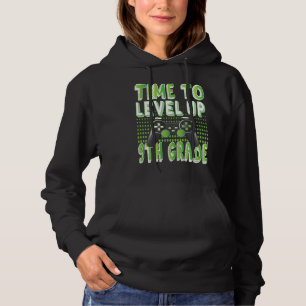 Dags att gå upp en nivå 9:e klass barn videospel t shirt