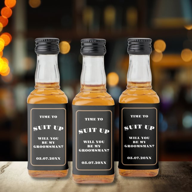Dags att Kostym upp om min Groomsman Frieri Spritflaskor Etikett (time to suit up will you be my groomsman proposal liquor bottle label)