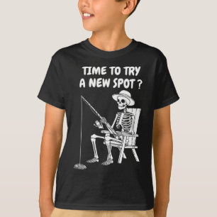 Dags att prova en ny plats Rolig fiske 1 T Shirt