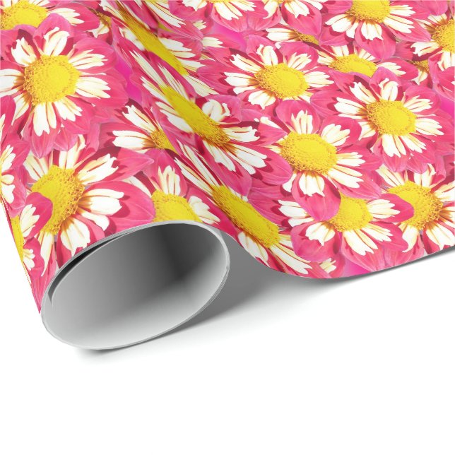 Dahlia bouquet - korall och vit med gult presentpapper (Rullad Hörn)