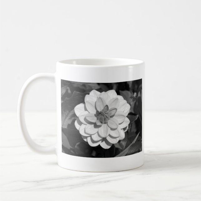 Dahlia "David Howard" B&W Kaffemugg (Vänster)
