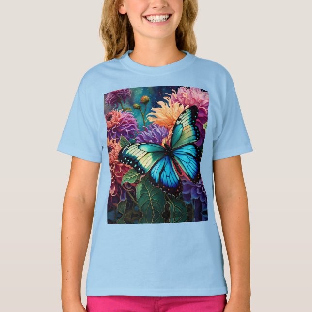 Dahlias and Iridescent Blue Grönt Butterfly T Shirt (Framsida)