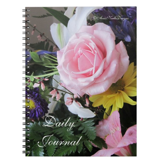Daily Journal-Rosa ros Bouquet Anteckningsbok Med Spiral (Framsidan)