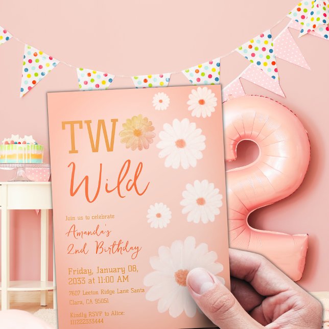 Daisy 2 Vild 2: a födelsedagstjudets Blommigt Inbjudningar (Skapare uppladdad)