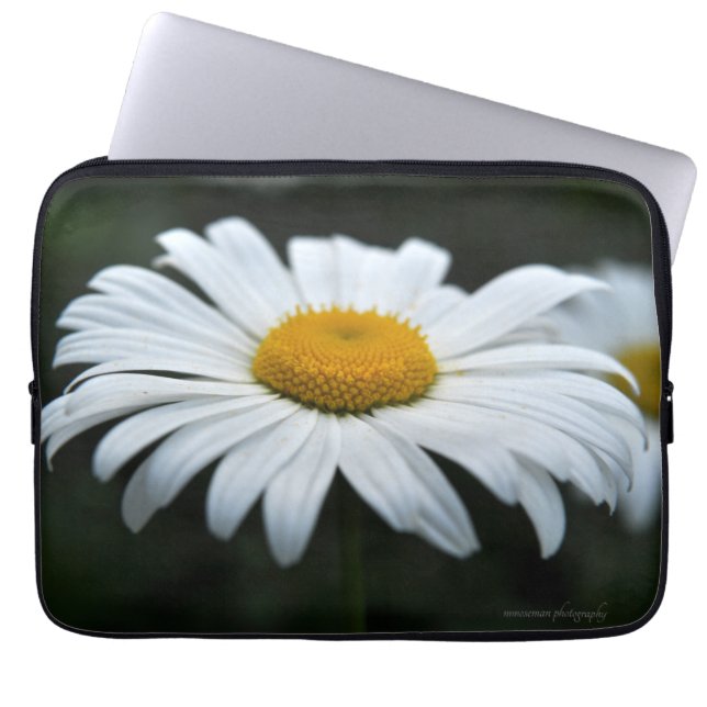 Daisy - Ansikte uppåt Laptop Fodral (Framsidan)