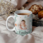 Daisy blommigt boho retro fototurkos orange mugg<br><div class="desc">Daisyns blommigt boho retroGomly Natural,  turkos och orangens fotopresentdesign.</div>