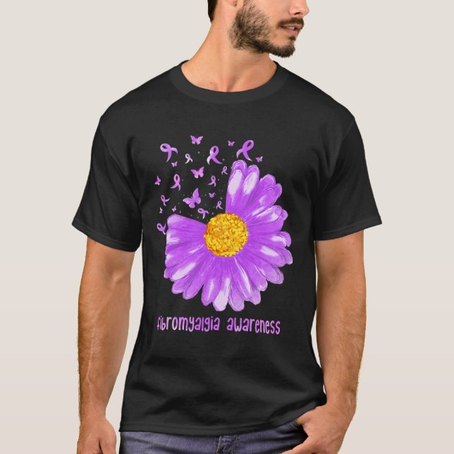 Daisy Butterfly Lila Ribbon Fibromyalgia Awarene T Shirt (Framsida)