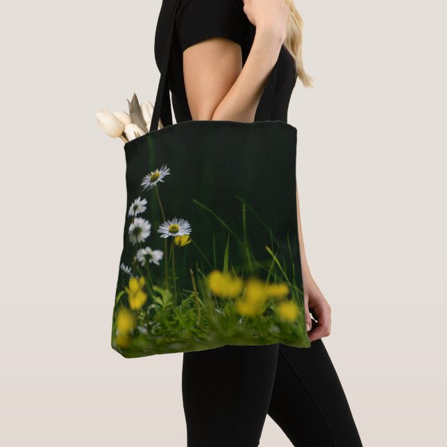 Daisy Dream: vacker Blommigt Tygkasse (Närbild)